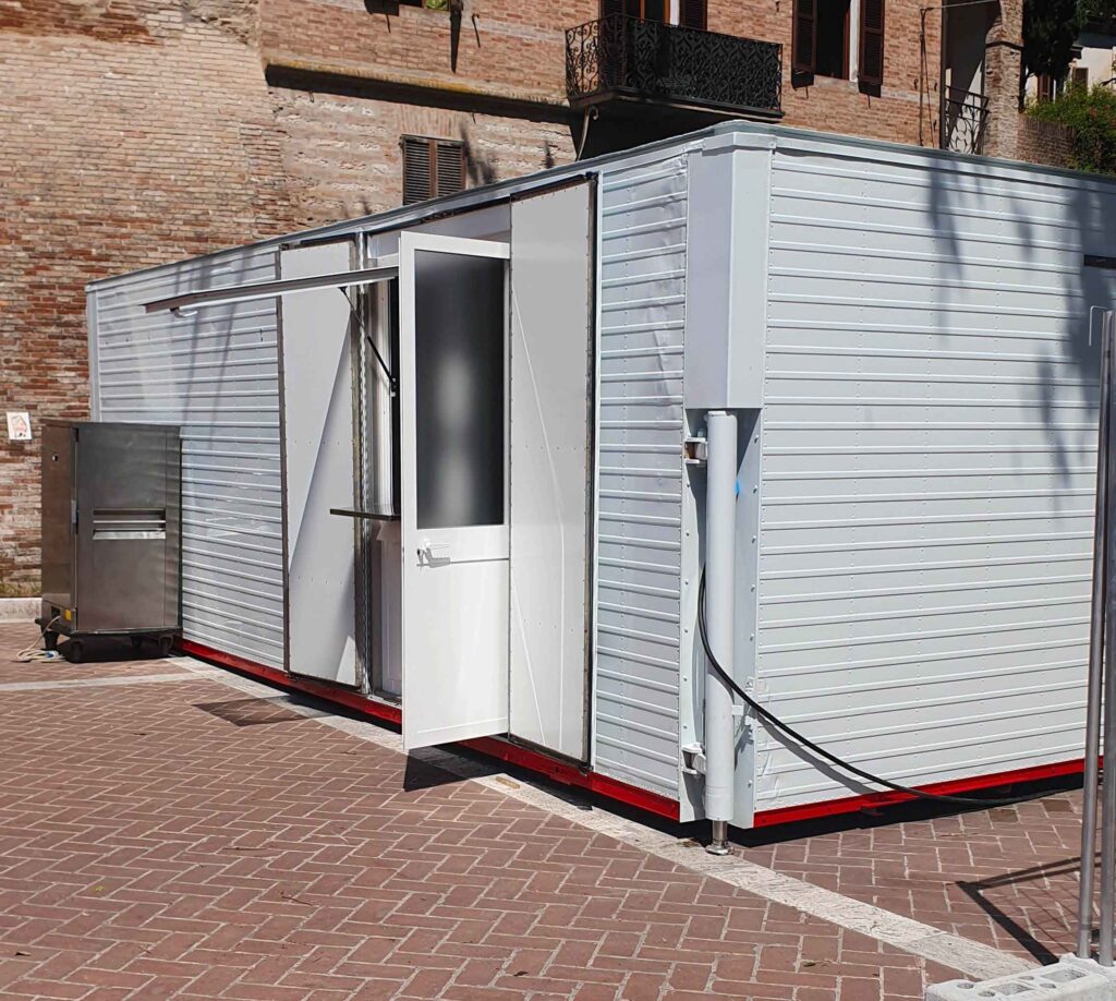 Cucina mobile container grandi eventi 8, box scarrabile a terra, pronta consegna per fiere, sagre e mense aziendali
