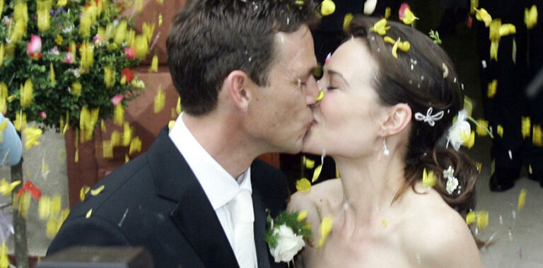 Claire Forlani matrimonio Pievebovigliana padre Pierluigi